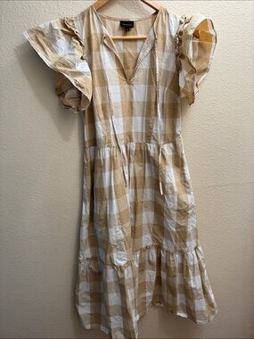 Who What Wear Beige and White Gingham Midi Dress